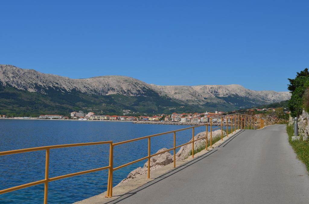 Apartment Kricin Baška Exteriör bild