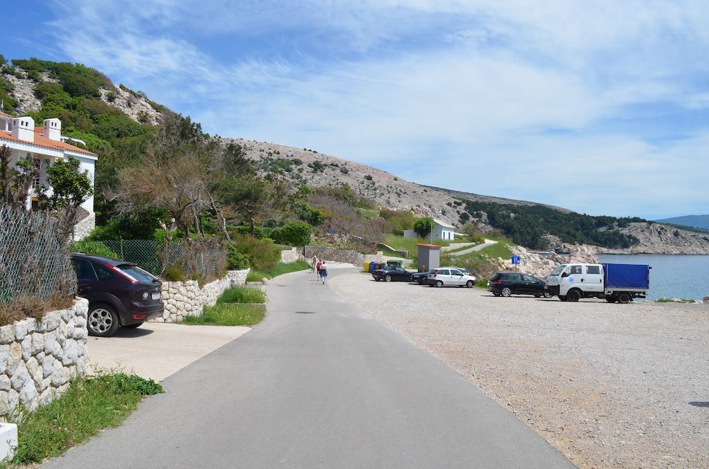 Apartment Kricin Baška Rum bild